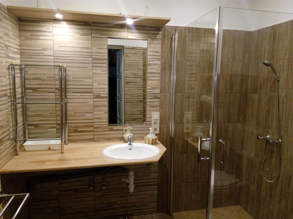 Bella Apartment Budapest Bagian luar foto